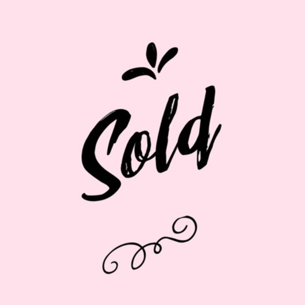 Items below are sold! Thanks for stopping by 💗
